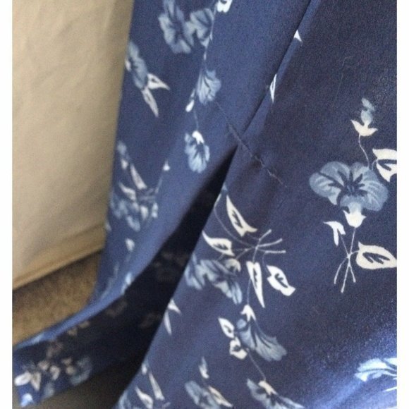 Original TY Dress Maxi Size 12 Floral Spring wear Blue Side Button Side Slits - Picture 5 of 12